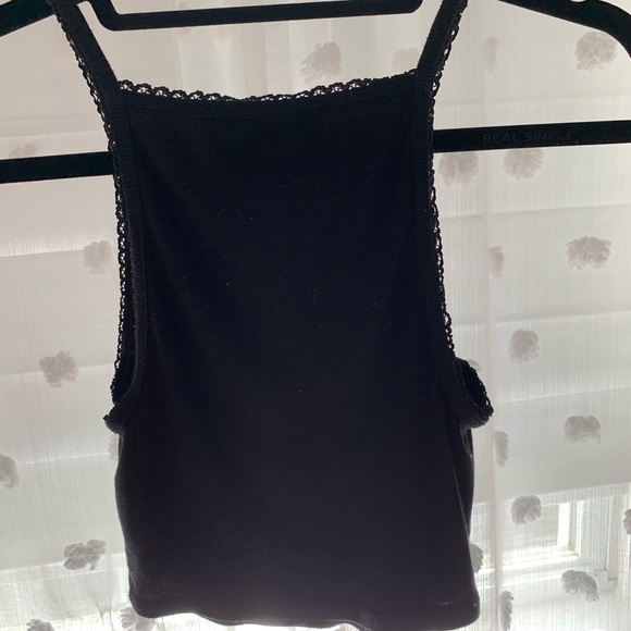 Black crop top - Picture 2 of 3